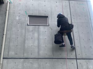 横浜 無足場工法 高所外壁作業