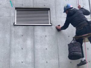 横浜 無足場外壁改修 ロープアクセス工事