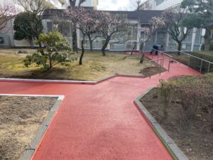 横浜 ゴムチップ舗装 公園施設